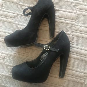 Mossimo black heels - suede